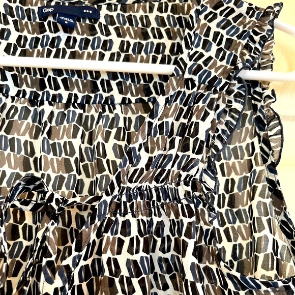 GAP sleeveless tie blouse - Picture 6 of 9